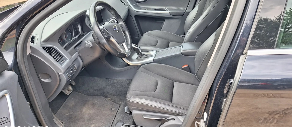 Volvo XC 60 cena 66000 przebieg: 144000, rok produkcji 2015 z Okonek małe 56